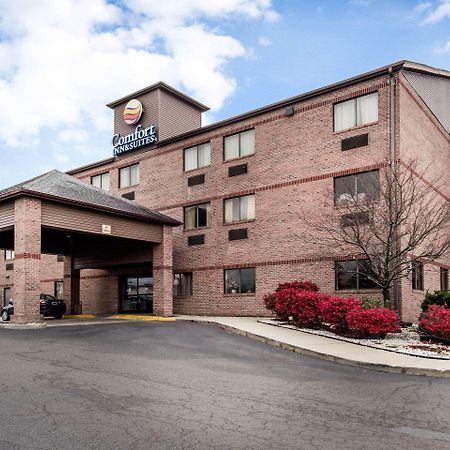 Comfort Inn & Suites Streetsboro - Kent Екстериор снимка
