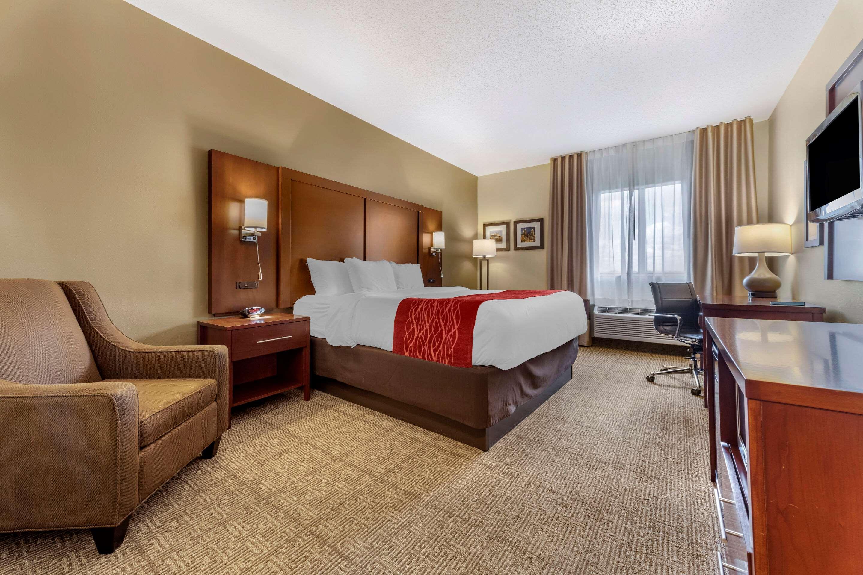 Comfort Inn & Suites Streetsboro - Kent Екстериор снимка