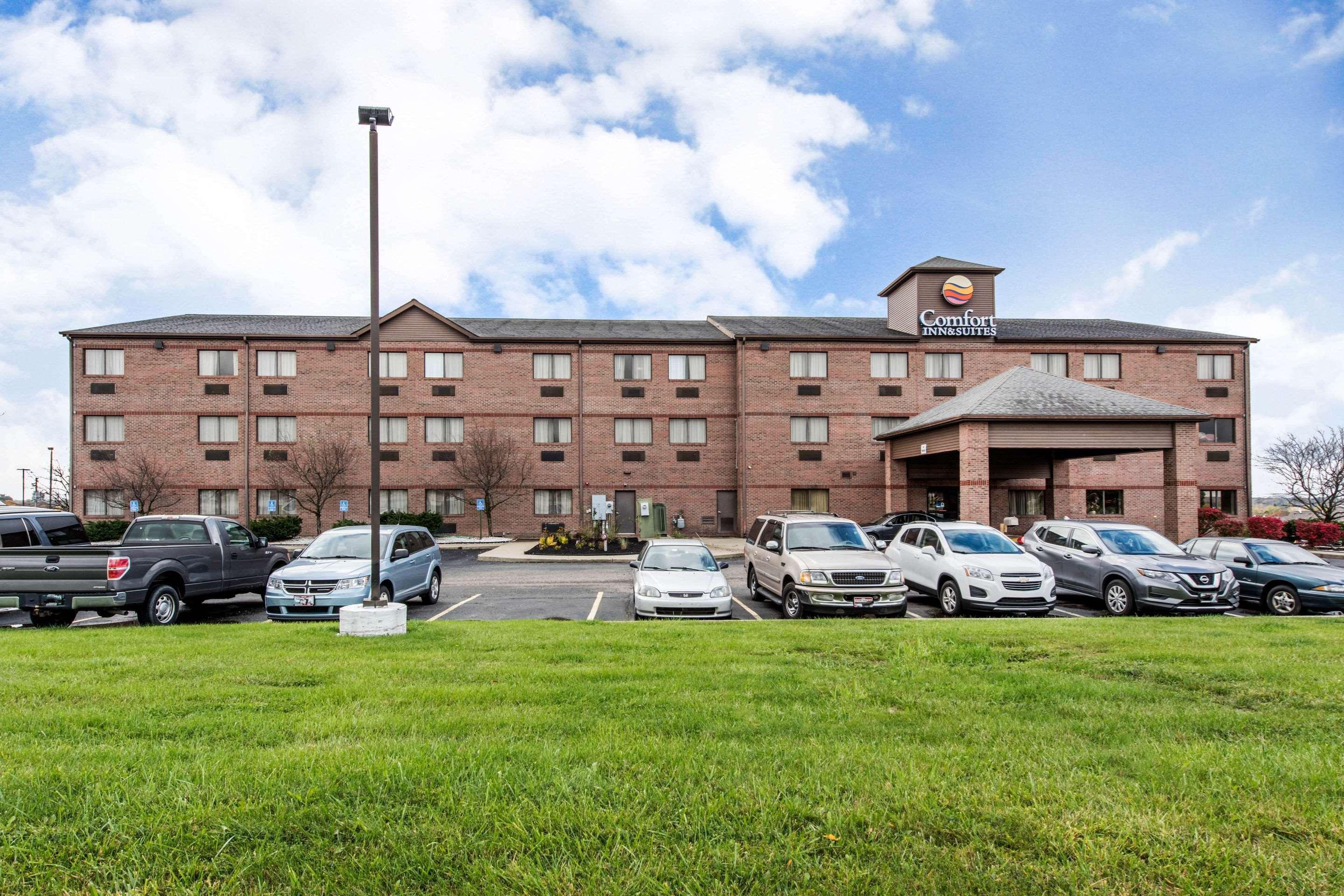 Comfort Inn & Suites Streetsboro - Kent Екстериор снимка