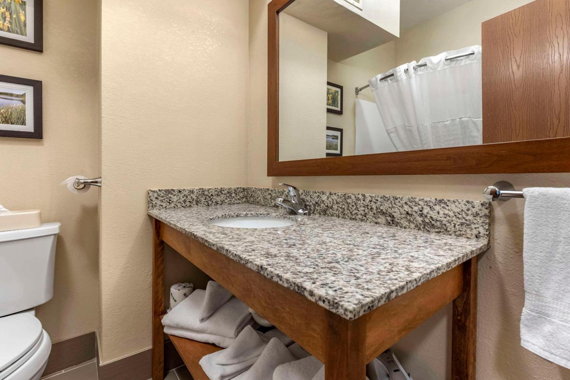Comfort Inn & Suites Streetsboro - Kent Екстериор снимка