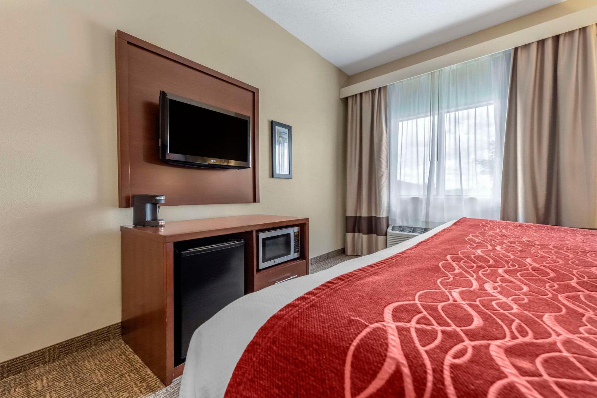 Comfort Inn & Suites Streetsboro - Kent Екстериор снимка