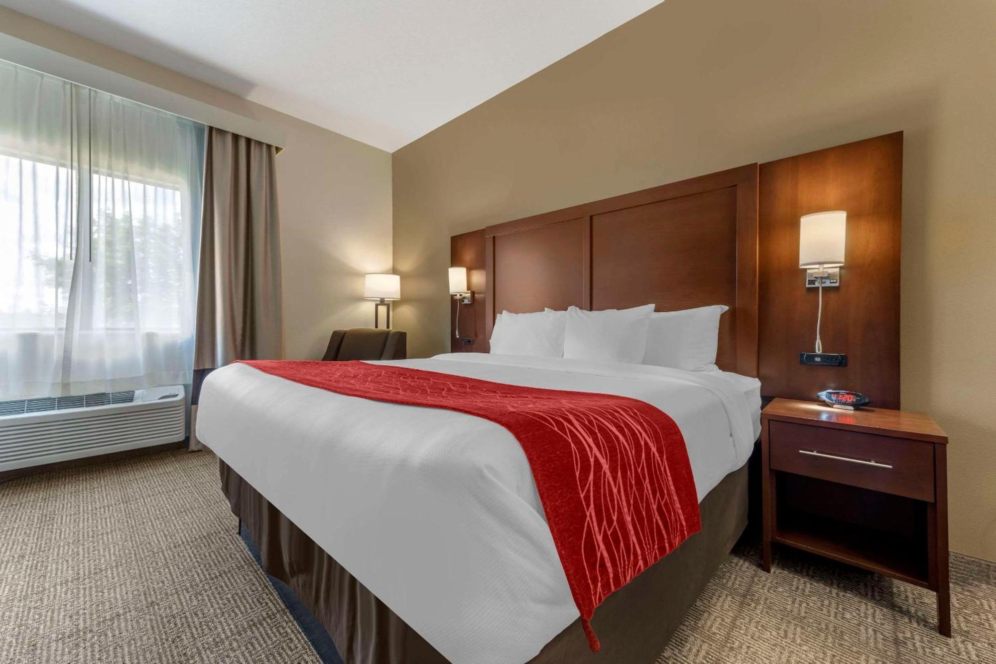 Comfort Inn & Suites Streetsboro - Kent Екстериор снимка