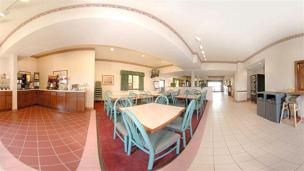 Comfort Inn & Suites Streetsboro - Kent Екстериор снимка